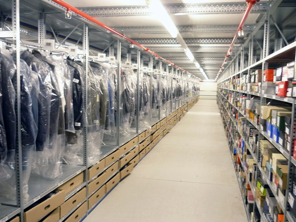 Warehouse Clothing Racking And Their Uses, 53% OFF